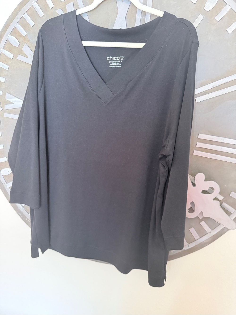 Chico's Black V-Neck Long Sleeve Top